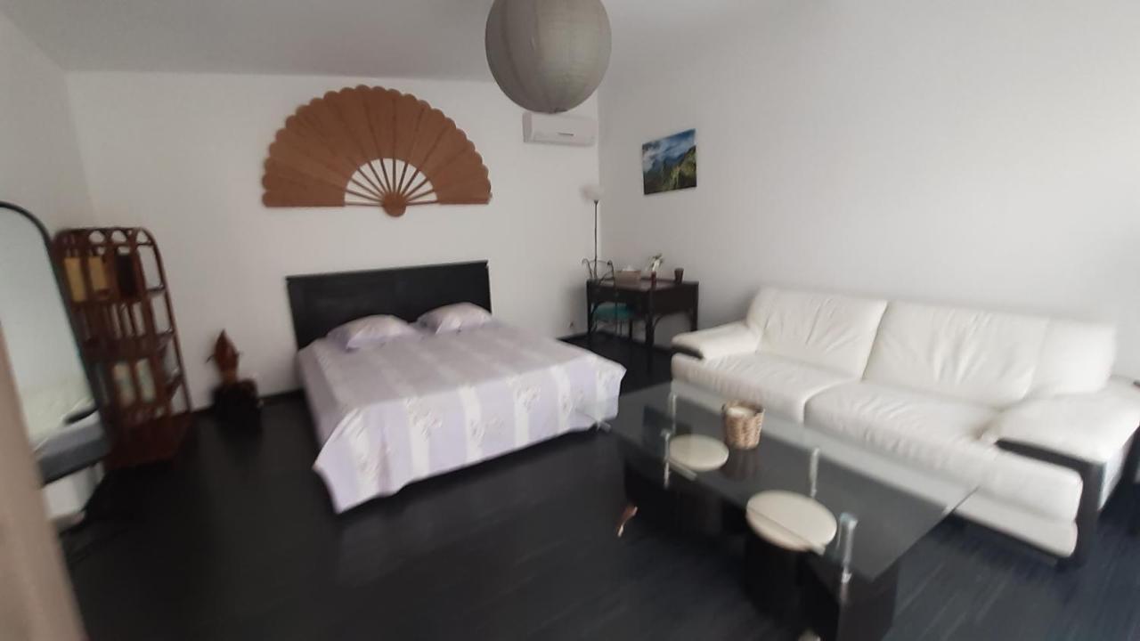 Un Jour Ailleurs Apartamento Saint Pierre Exterior foto